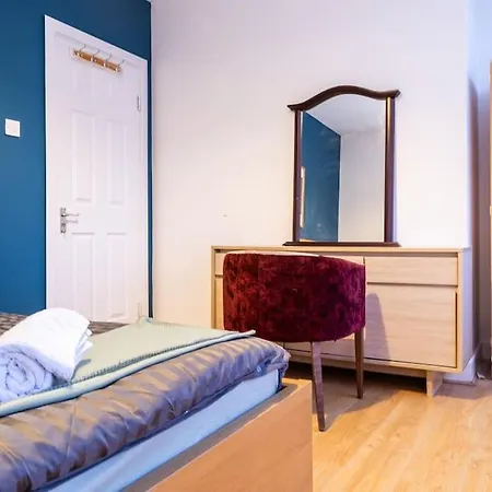 Luxury 2Br Apartment - City View Escape Manchester Exterior photo